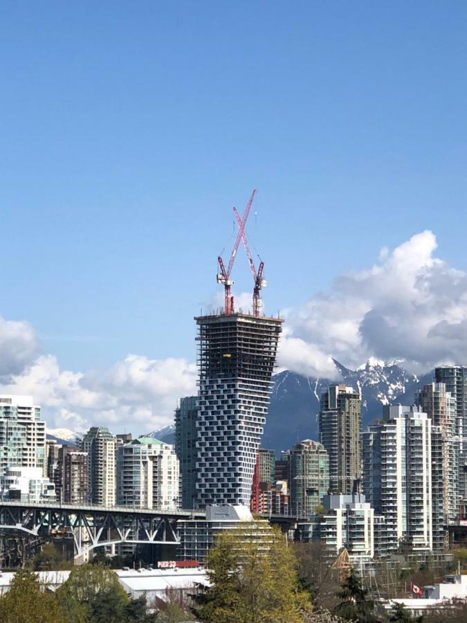 Ferienwohnung Billion Dollar Views In A Beautiful Fairview Slopes Heritage House Vancouver Exterior foto